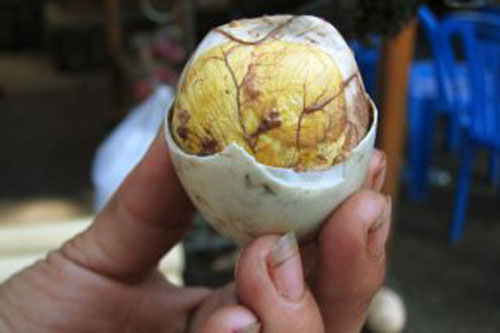 A balut or balot is a developing duck embryo that is boiled and eaten in the shell.